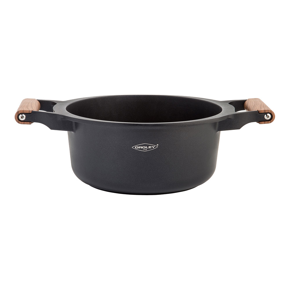 cacerola-baja-aluminio-fundido-c-tapa-mango-color-madera-26cm-nature-oroley